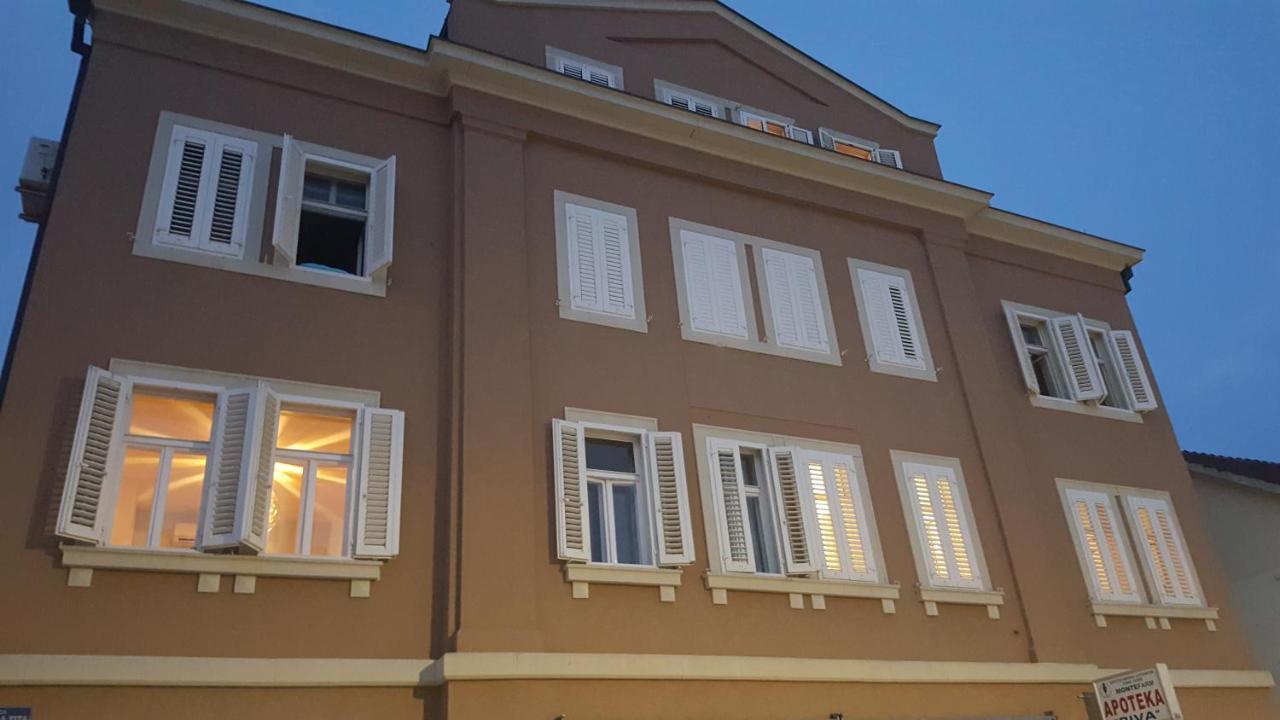 Room Next To Porto Montenegro 티바트 외부 사진