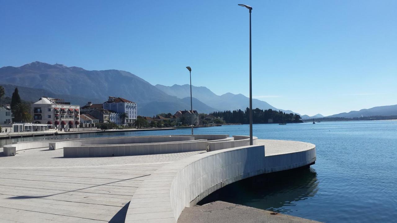 Room Next To Porto Montenegro 티바트 외부 사진